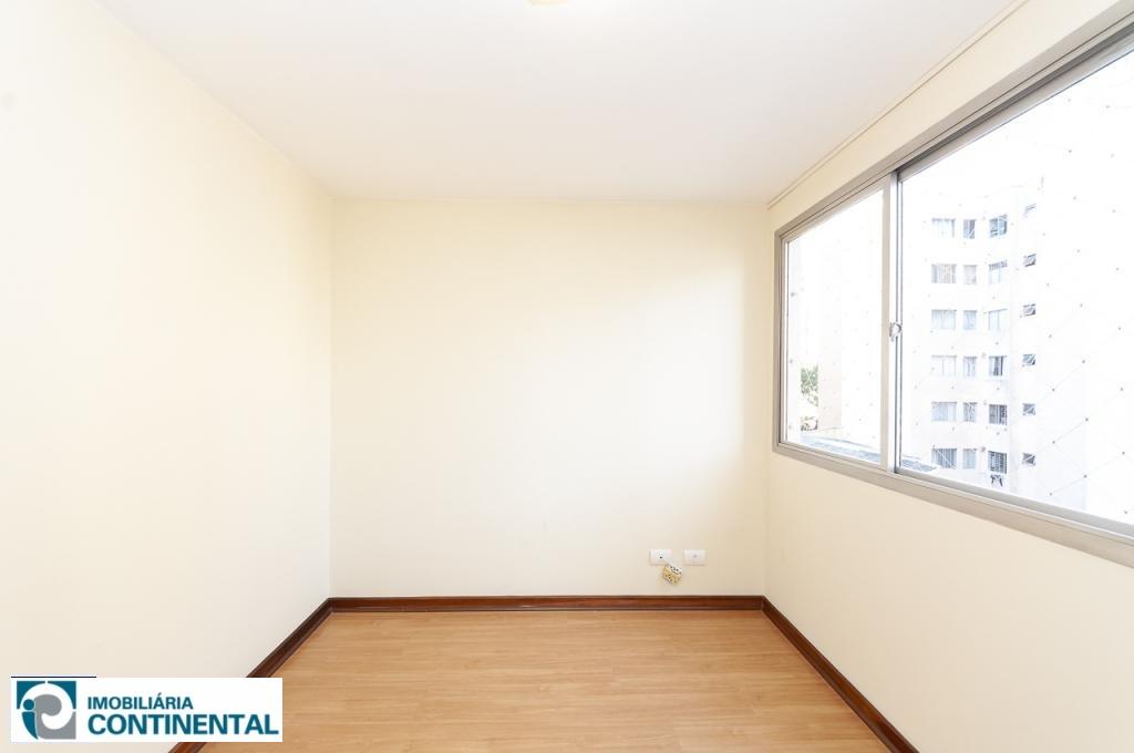 Apartamento à venda com 3 quartos, 41m² - Foto 18