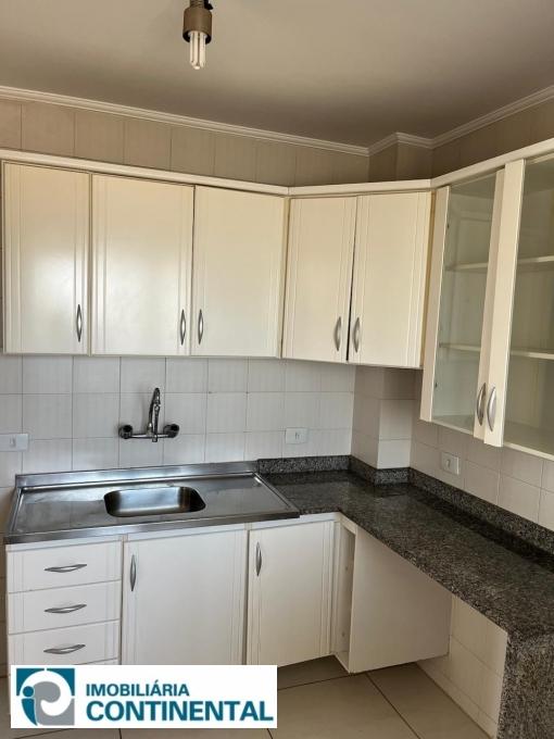 Apartamento à venda com 2 quartos, 64m² - Foto 11