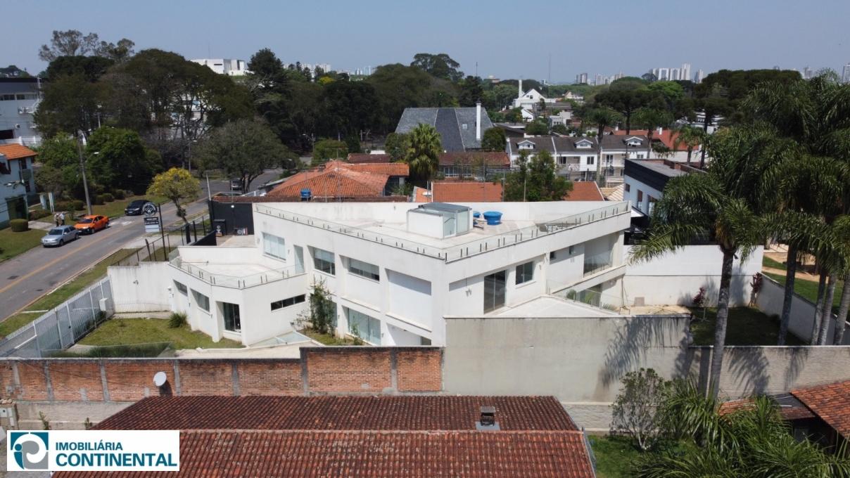 Casa à venda com 3 quartos, 674m² - Foto 1