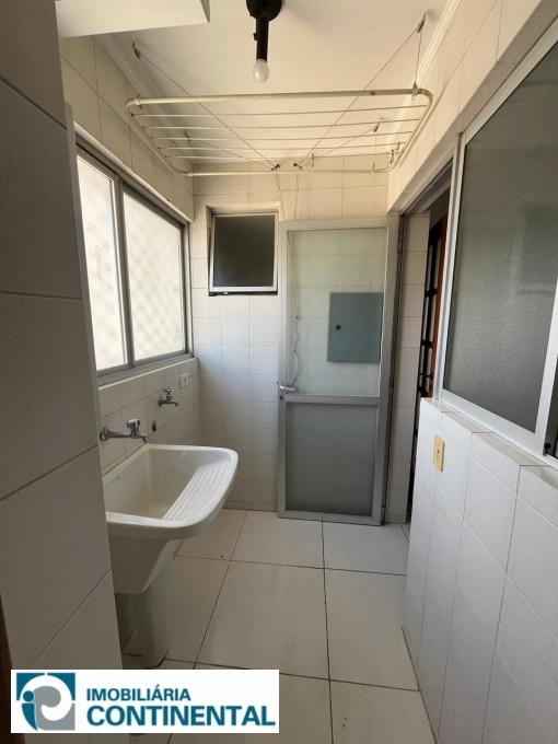 Apartamento à venda com 2 quartos, 64m² - Foto 14