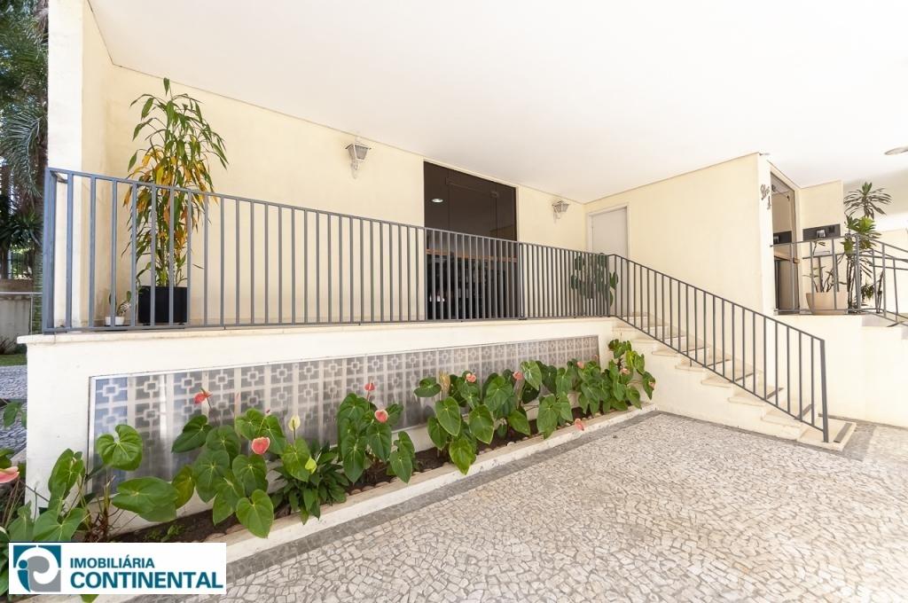 Apartamento à venda com 3 quartos, 41m² - Foto 3